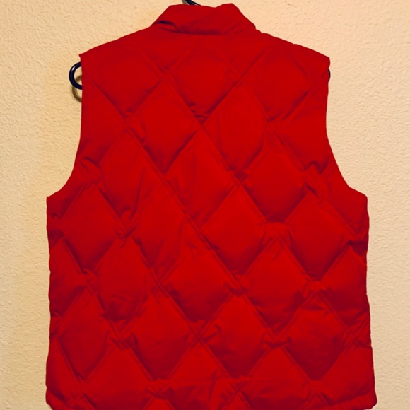 Gap Down Vest - Picture 2 of 4